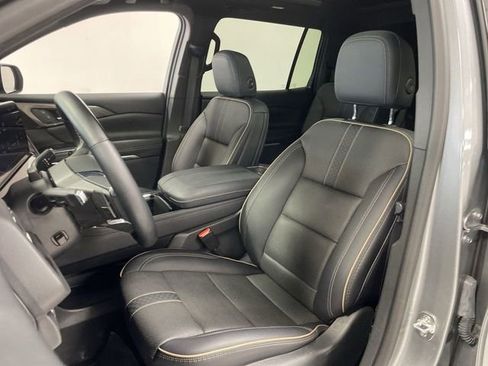 Used 2025 Chevrolet Traverse High Country w/ LPO, Floor Liner Package image 11