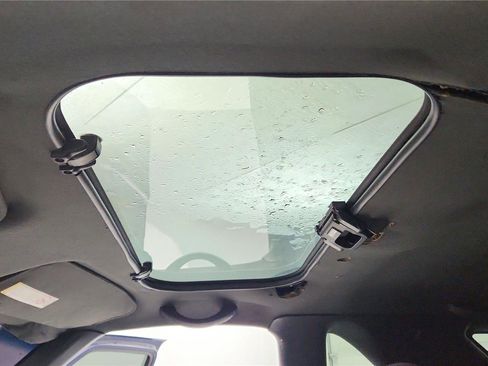 Used 2001 Chevrolet Blazer LS w/ Preferred Equipment Group image 15