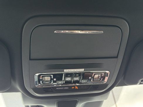 Used 2022 Lincoln Aviator Reserve w/ Equipment Group 201A AWD/4WD image 9
