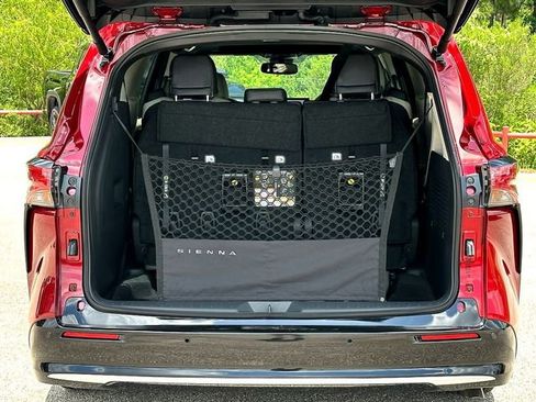 New 2026 Toyota Sienna Limited FWD image 25