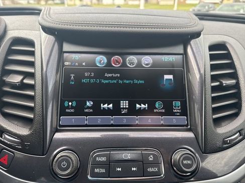 Used 2019 Chevrolet Impala LT image 20