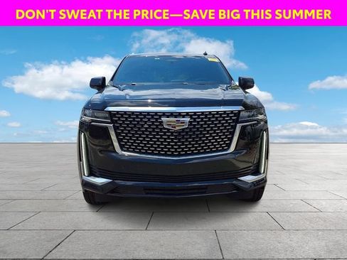 Used 2023 Cadillac Escalade Premium Luxury RWD image 3