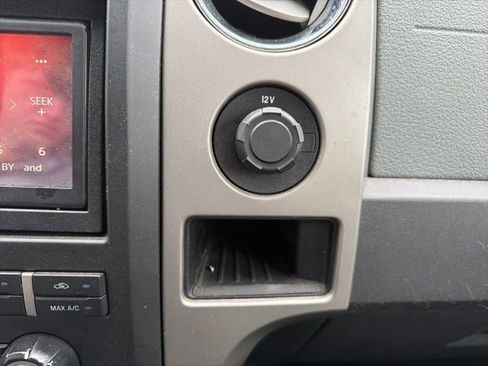 Used 2011 Ford F150 XLT w/ XLT Chrome Pkg image 26