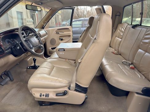 Used 2001 Dodge Ram 2500 Truck 4x4 Quad Cab image 15