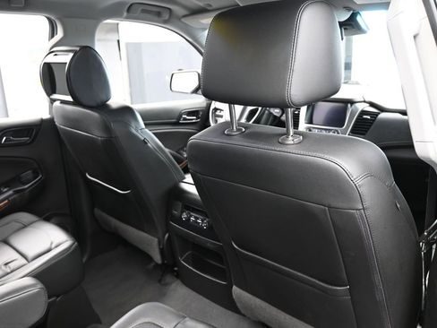 Used 2019 Chevrolet Suburban Premier image 51