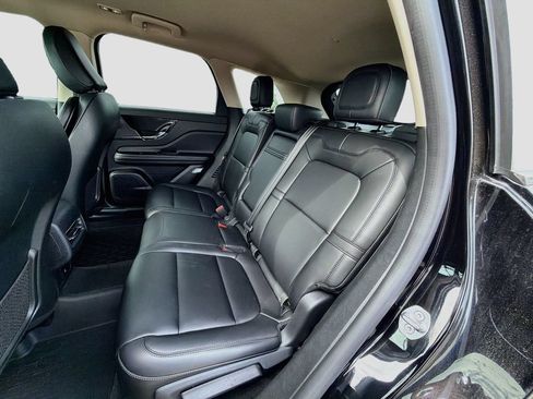 Used 2024 Lincoln Corsair AWD image 26