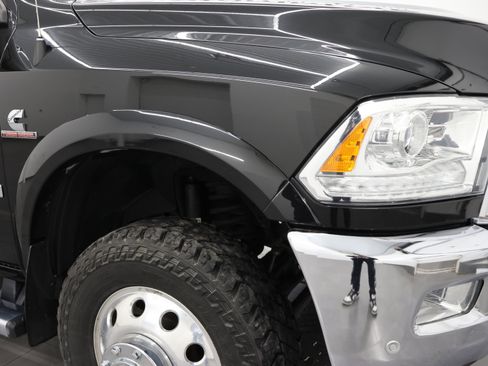 Used 2018 RAM 3500 Laramie image 24