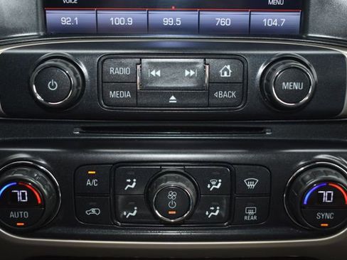 Used 2015 GMC Sierra 2500 Denali AWD/4WD image 28