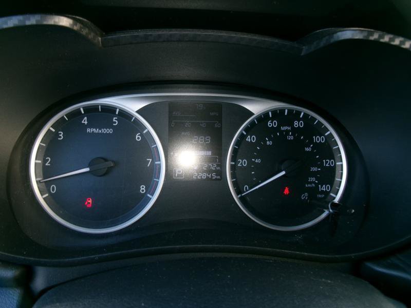 Used 2025 Nissan Versa S w/ Trunk Package FWD image 3