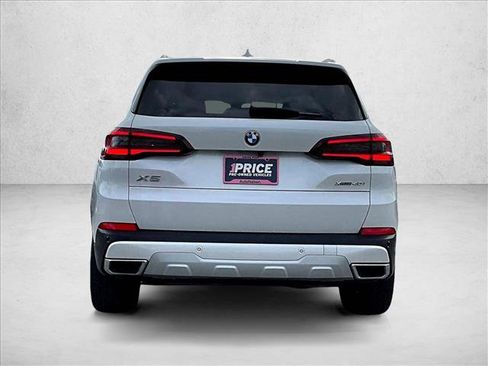 Used 2022 BMW X5 xDrive40i image 4