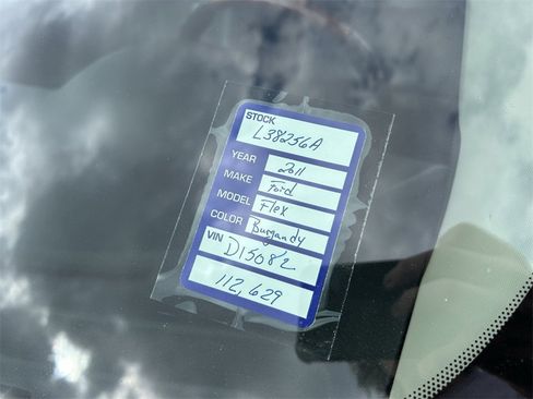 Used 2011 Ford Flex Limited w/ Rapid Spec Order Code image 11