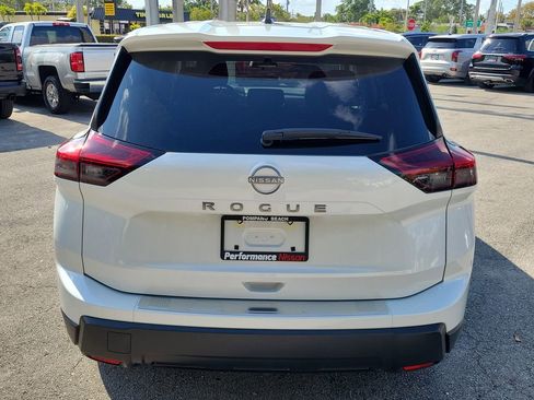 New 2026 Nissan Rogue SV image 6