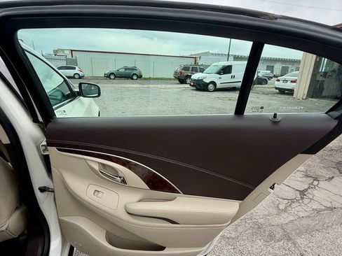 Used 2014 Buick LaCrosse Premium FWD image 19