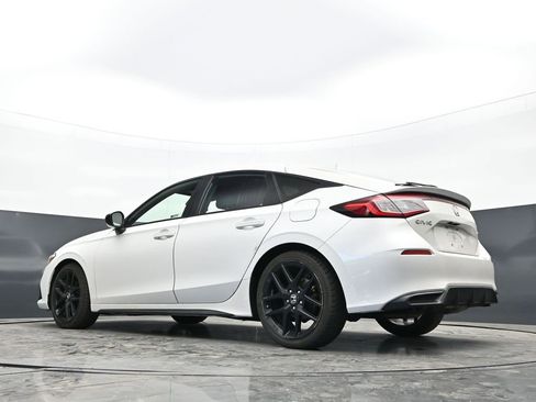 Used 2023 Honda Civic Sport image 29