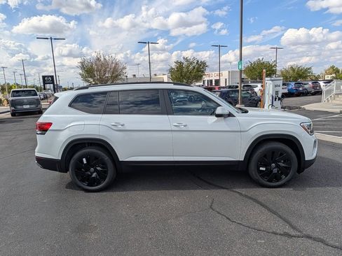 New 2026 Volkswagen Atlas SE AWD/4WD image 3