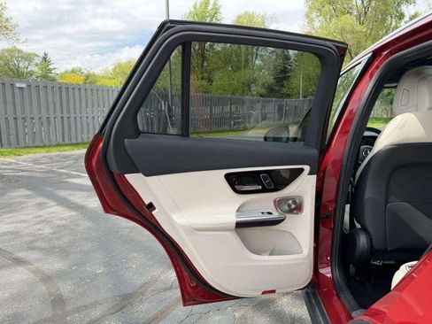 Certified 2026 Mercedes-Benz GLC 300 4MATIC image 21