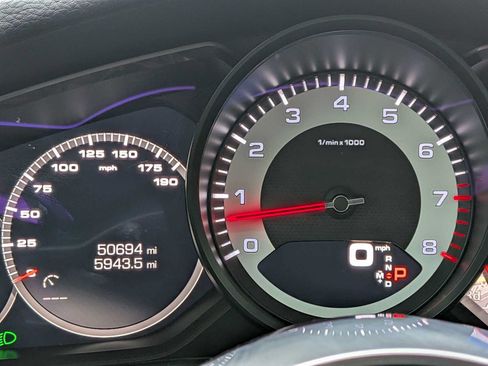 Used 2018 Porsche Panamera 4 AWD/4WD image 31
