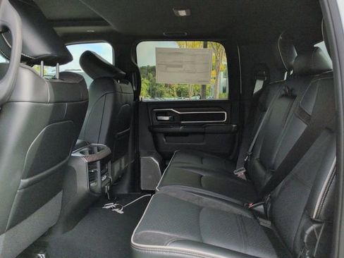 New 2026 RAM 2500 Laramie AWD/4WD image 14