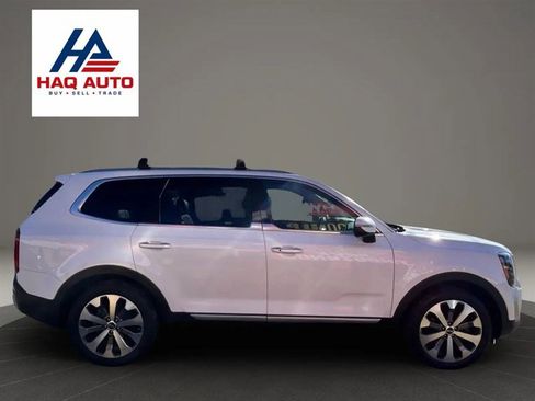 Used 2020 Kia Telluride S w/ S 8 Passenger Seating Package AWD/4WD image 4