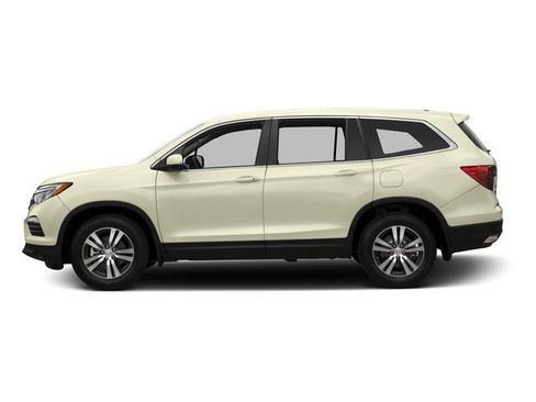 Used 2016 Honda Pilot EX image 3