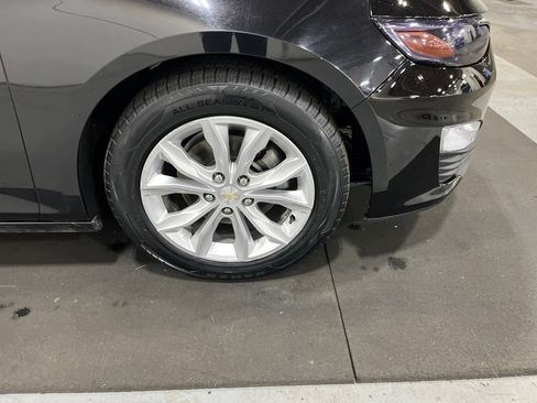Used 2020 Chevrolet Malibu LT image 12