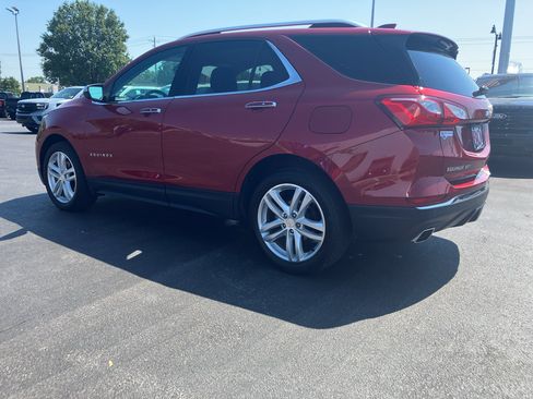 Used 2019 Chevrolet Equinox Premier FWD image 4
