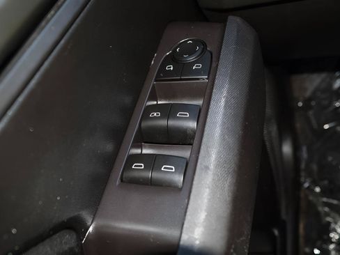Certified 2023 Chevrolet Colorado Trail Boss w/ Technology Package AWD/4WD image 24