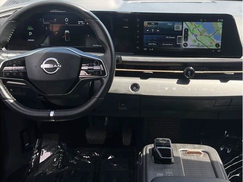 Used 2023 Nissan Ariya FWD image 11