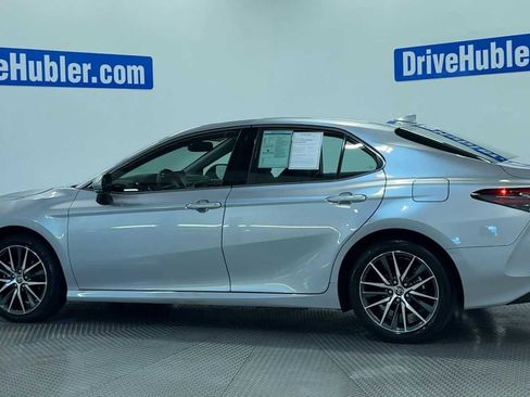 Used 2024 Toyota Camry XLE FWD image 5