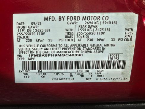 Used 2021 Ford Explorer Limited w/ Equipment Group 301A AWD/4WD image 25