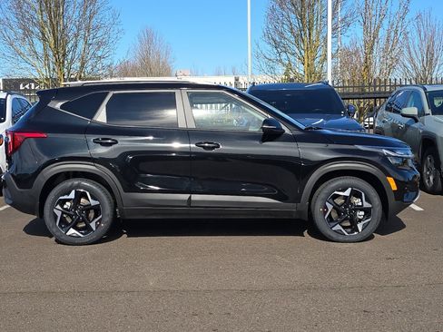 New 2026 Kia Seltos S image 4