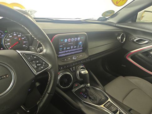 Used 2017 Chevrolet Camaro LT image 25