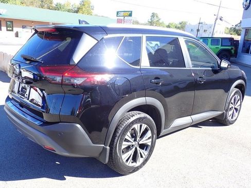 Used 2022 Nissan Rogue SV w/ SV Premium Package image 7