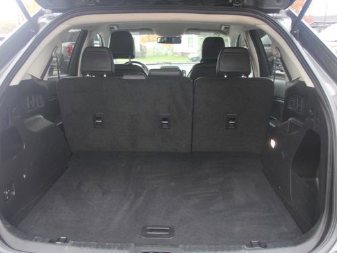 Certified 2023 Ford Edge SEL image 11