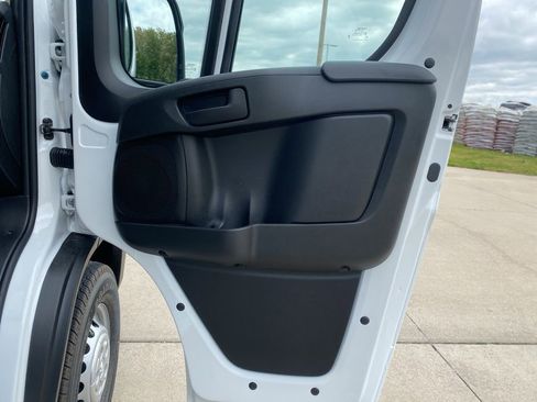 New 2025 RAM ProMaster 2500 w/ Power Group image 18