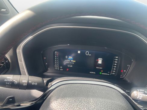 New 2025 Honda Pilot Black Edition image 11