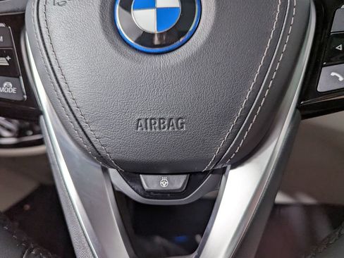 Used 2023 BMW 530e xDrive w/ Executive Package AWD/4WD image 36