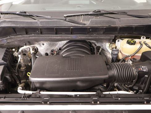 Used 2022 Chevrolet Silverado 1500 LT w/ Z71 Off-Road Package image 19