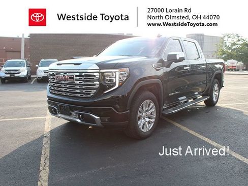 Used 2025 GMC Sierra 1500 Denali AWD/4WD image 1