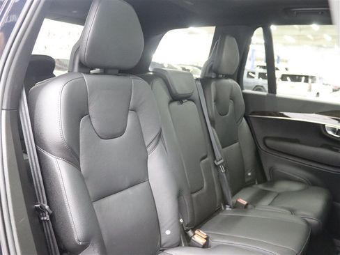 Used 2019 Volvo XC90 T6 Momentum w/ Advanced Package AWD/4WD image 22