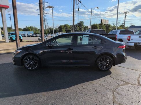 Certified 2024 Toyota Corolla SE w/ SE Premium Package FWD image 2