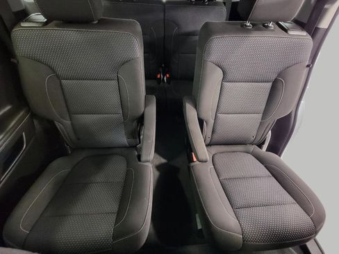 Used 2023 GMC Acadia SLE w/ Driver Convenience Package image 24