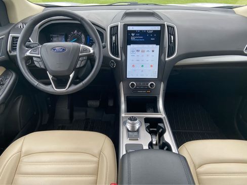 Used 2024 Ford Edge SEL w/ Convenience Package AWD/4WD image 13