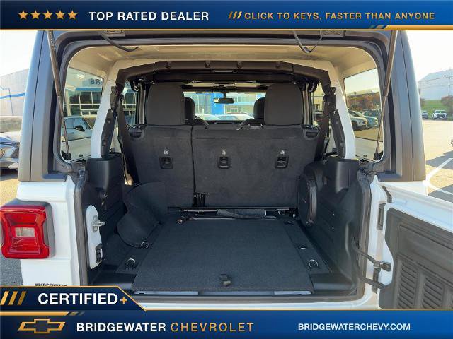 Used 2021 Jeep Wrangler Unlimited Sahara AWD/4WD image 13