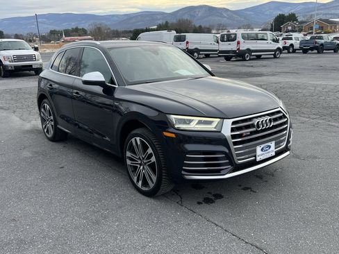 Used 2018 Audi SQ5 Premium Plus w/ Navigation Package image 4