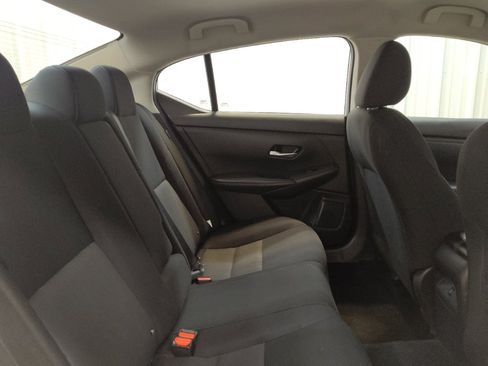 Used 2022 Nissan Sentra SV image 19