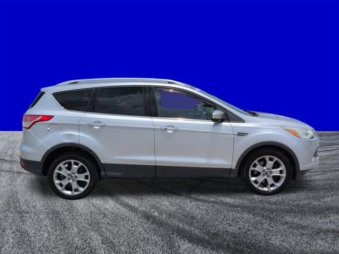Used 2014 Ford Escape Titanium FWD image 3