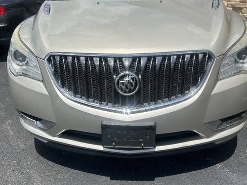 Used 2017 Buick Enclave Leather AWD/4WD image 2