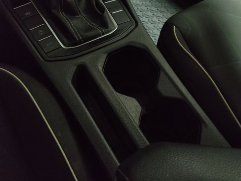 Used 2025 Volkswagen Jetta Sport image 26