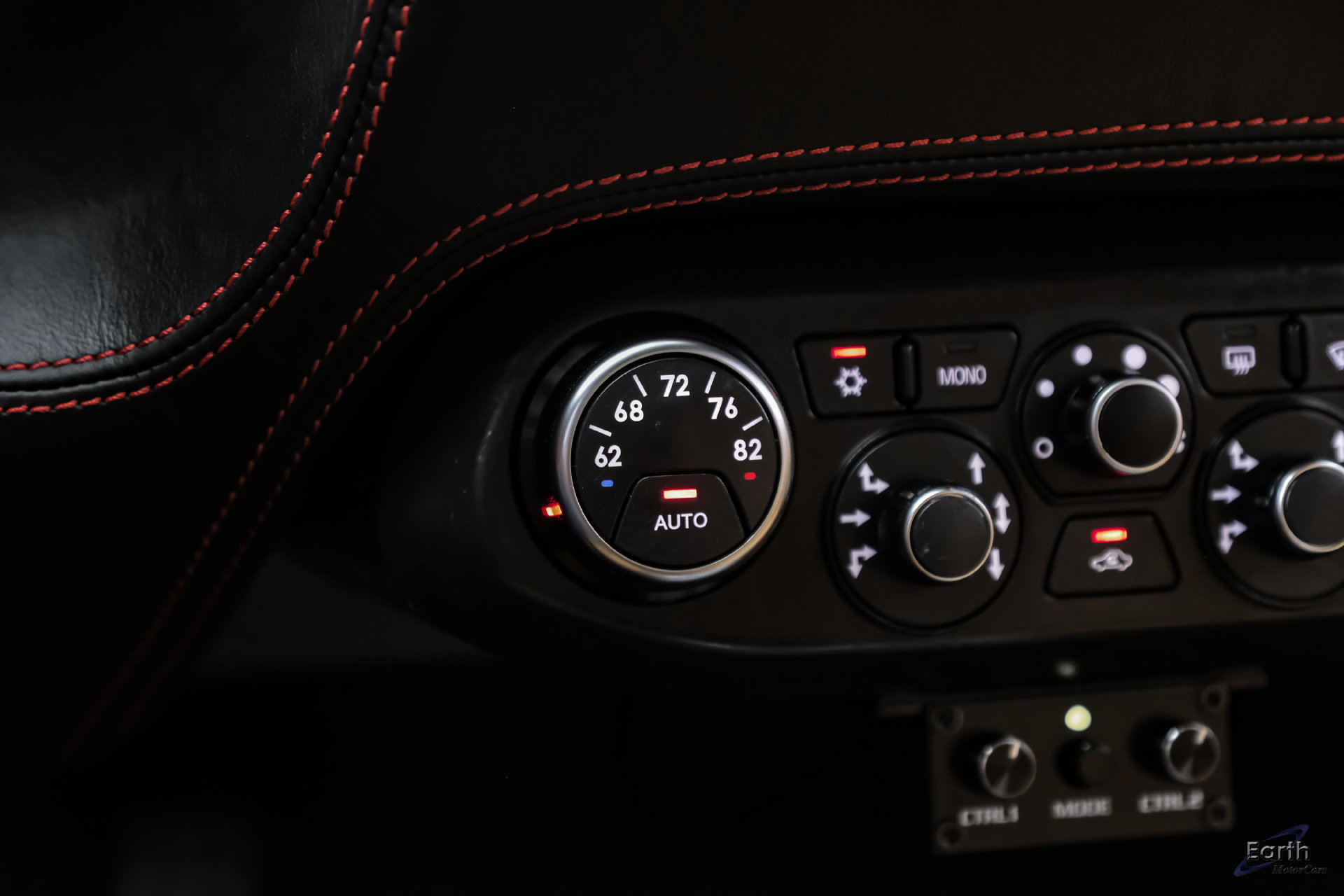Used 2014 Ferrari 458 Italia Coupe RWD image 82